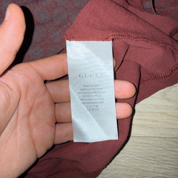 Gucci GG Kefia Print Red T-Shirt - Picture 3 of 6